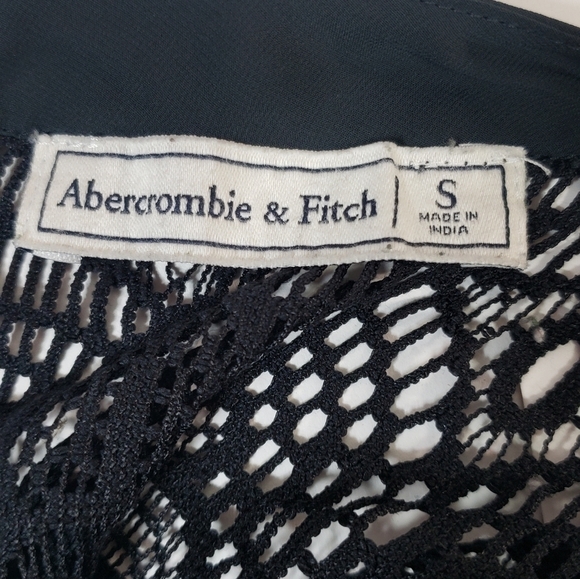 Abercrombie & Fitch Black Ruffled Blouse - Picture 6 of 6